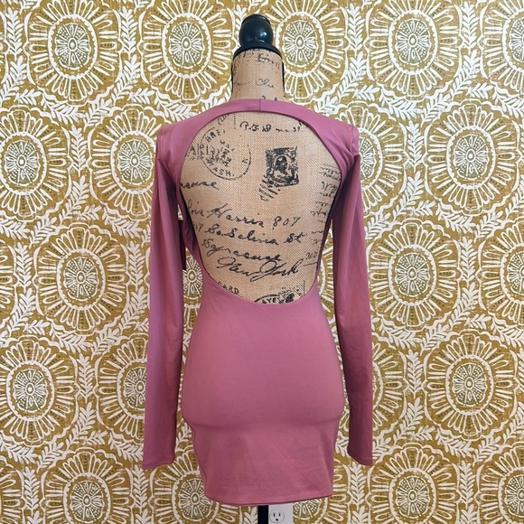 NWT Alix NYC Abbott Long Sleeve Open Back Stretch Mini Dress in Hibiscus Sz XS - Picture 13 of 13